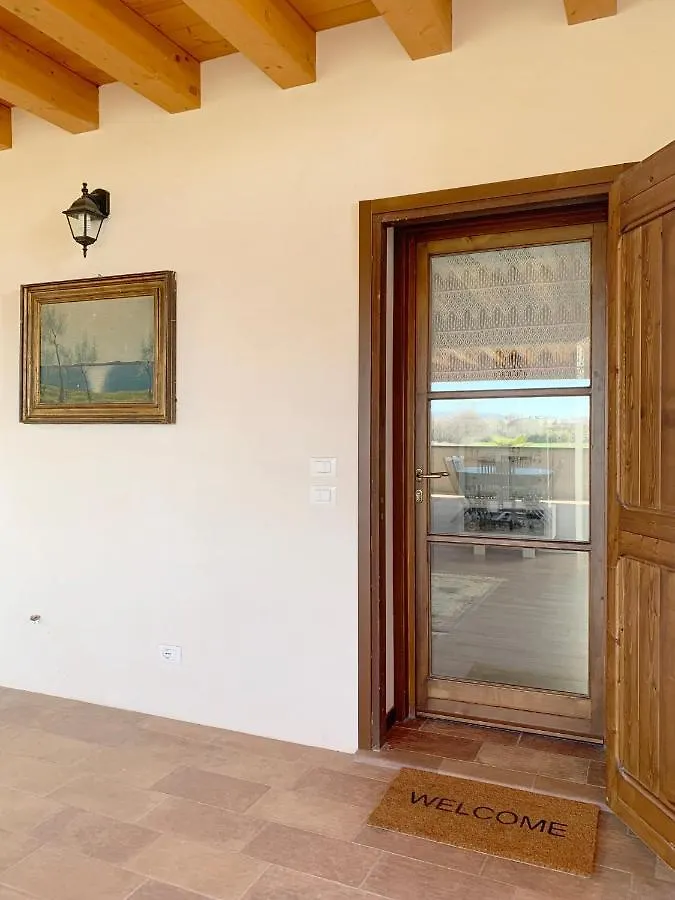 Bed & Breakfast La Cascina Bed&Breakfast Desenzano del Garda Italia