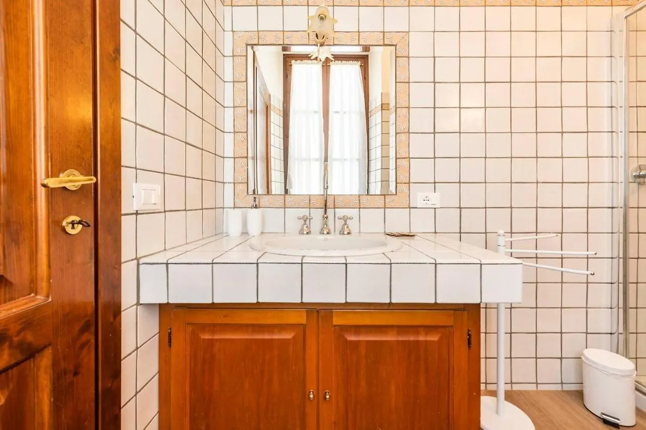 La Cascina Bed&Breakfast Desenzano del Garda Bed & Breakfast