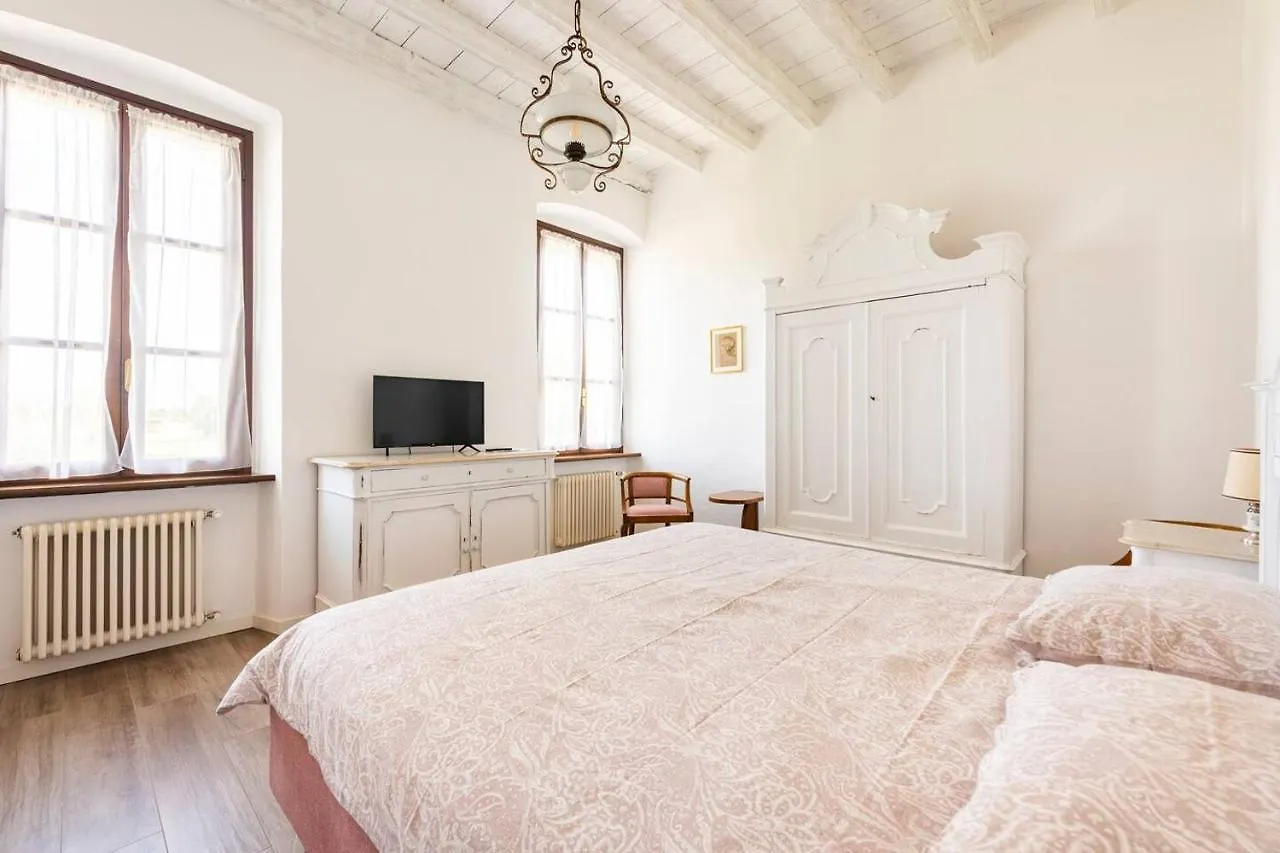 La Cascina Bed&Breakfast Desenzano del Garda 0*,